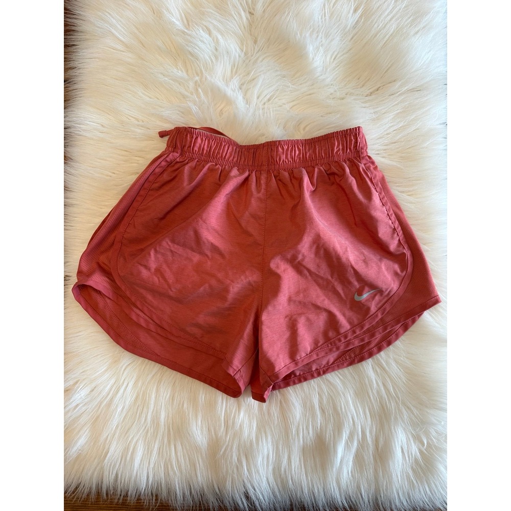Nike women's XS gym shorts lined EUC